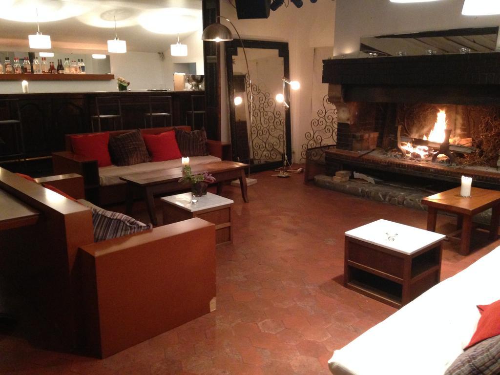 La Gueulardiere Bed & Breakfast เวอร์นอน ภายนอก รูปภาพ